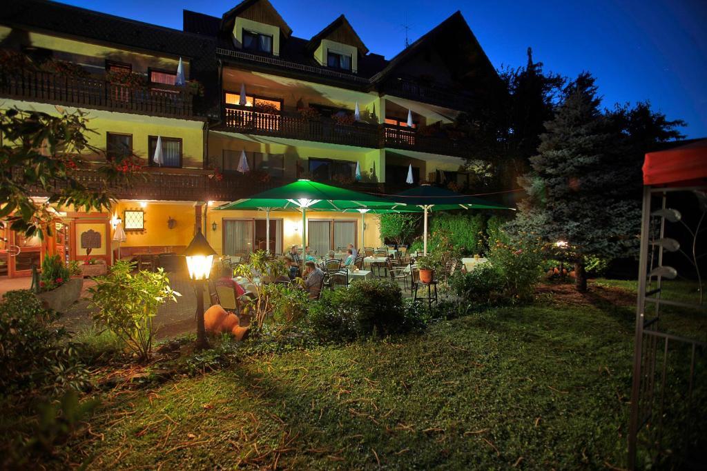 Ringhotel Garni Pflug 奥伯基希 外观 照片
