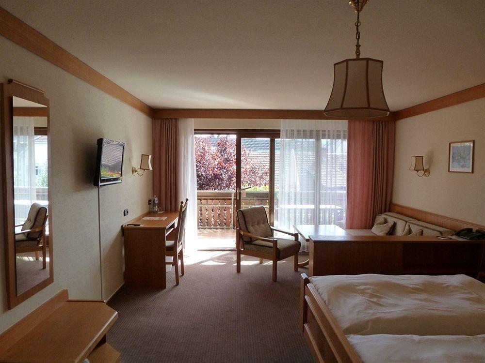 Ringhotel Garni Pflug 奥伯基希 外观 照片